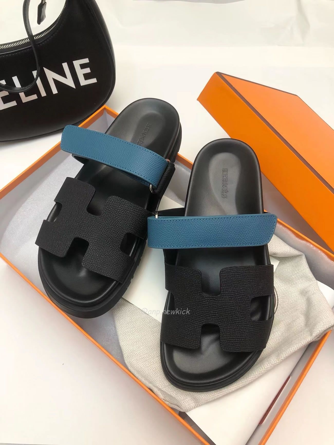 Hermes Chypre Sandal Noir Bleu Celeste (6) - newkick.cc